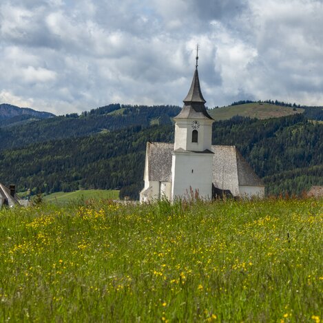 Kirche in St. Kathrein im Blumenfeld | ©  Oststeiermark Tourismus | Rene Strasser