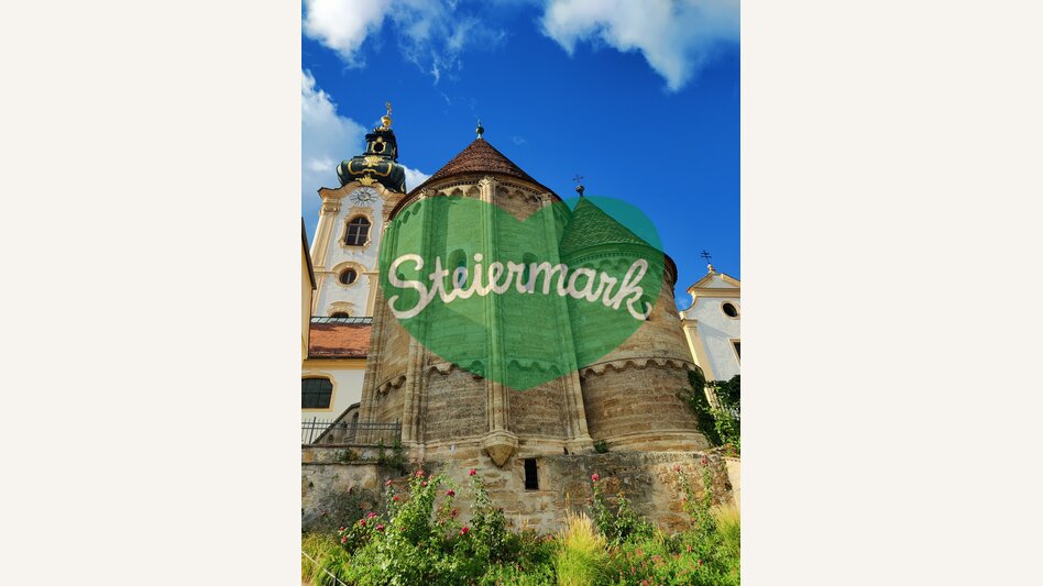 Kirche und Karner in der historischen Stadt Hartberg | ©  Oststeiermark Tourismus | Nicole Friesenbichler