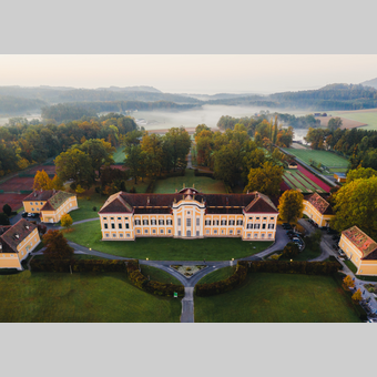 Schloss Schielleiten im Herbst in der Oststeiermark | ©  Oststeiermark Tourismus | studio draussen