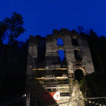 Konzert des Musikvereins Anger bei der Burgruine Waxenegg in der Oststeiermark | ©  Oststeiermark Tourismus | Anneliese Grabenhofer