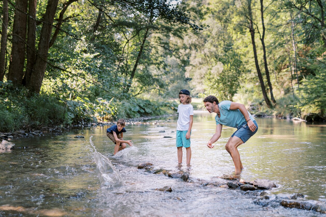 Family outing in the Raabklamm gorge | © TV Oststeiermark | die mosbachers