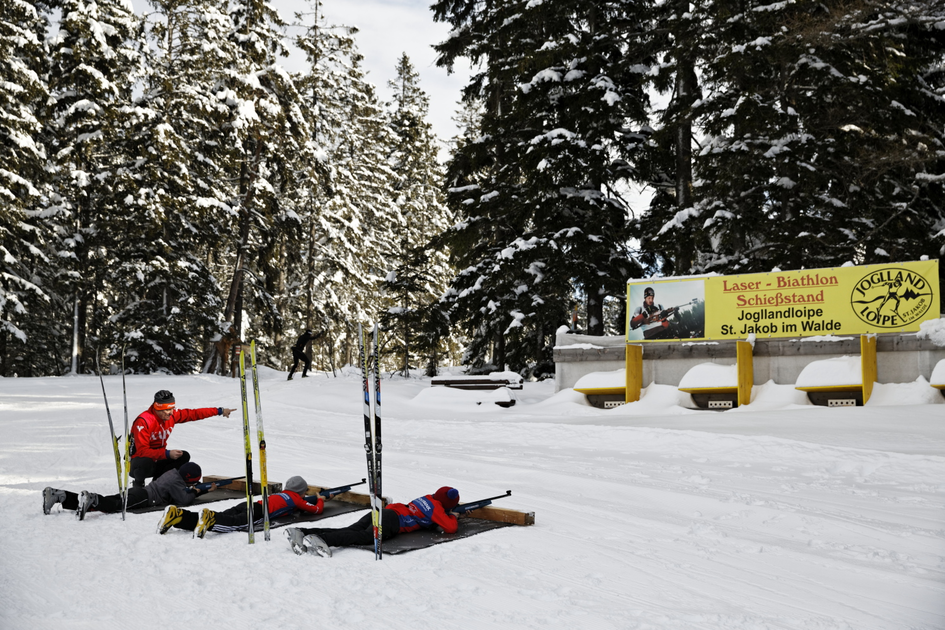 Biathlon on the Joglland cross-country ski run in St. Jakob im Walde in Eastern Styria | © Gasthof Orthofer | Bernhard Bergmann