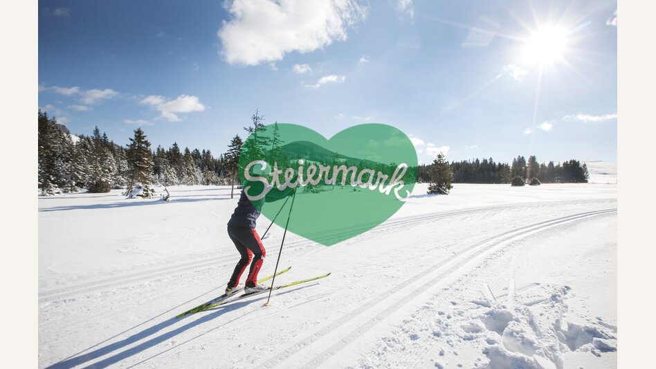 Langläuferin im Almenland | ©  Oststeiermark Tourismus | Harald Eisenberger
