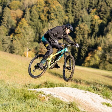 Radfahren im Trail Land Miesenbach in der Oststeiermark | ©  Oststeiermark Tourismus | Klaus Ranger