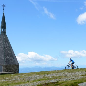E-biking on the Hochwechsel in Eastern Styria | ©  Oststeiermark Tourismus | Gery Wolf