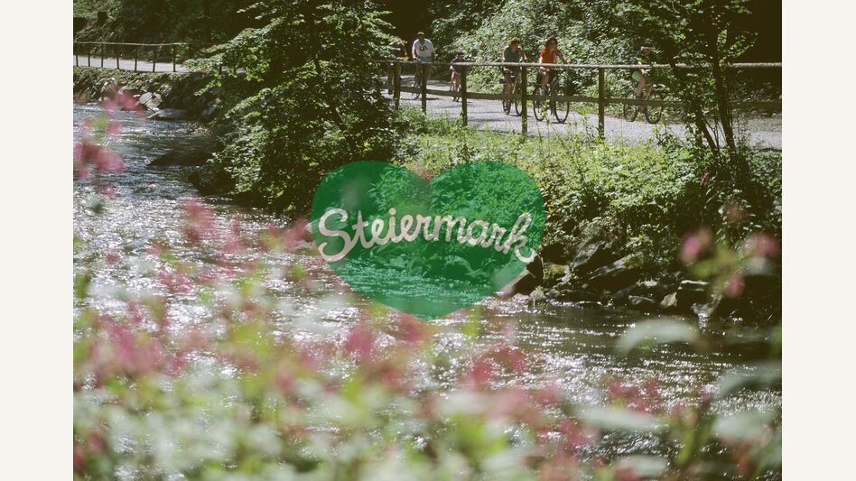Radfahren entlang der Feistritz am Feistritztalradweg R8 | ©  Oststeiermark Tourismus | Bernhard Bergmann