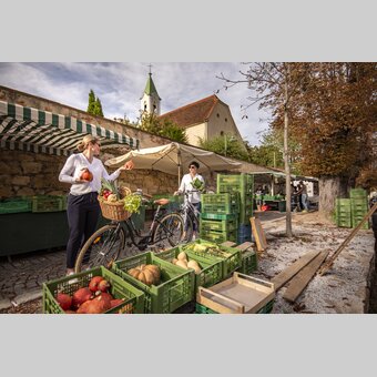 Bauernmarkt in Hartberg | © Oststeiermark Tourismus |  Bernhard Bergmann