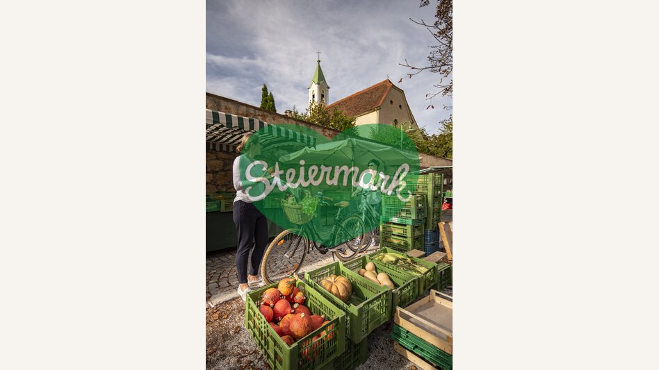 Bauernmarkt in Hartberg | © Oststeiermark Tourismus |  Bernhard Bergmann