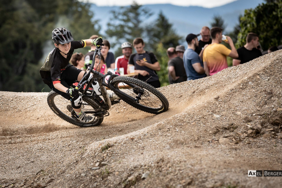 Action in Trailland Miesenbach in Eastern Styria | © Trailland Miesenbach | Axel Berger