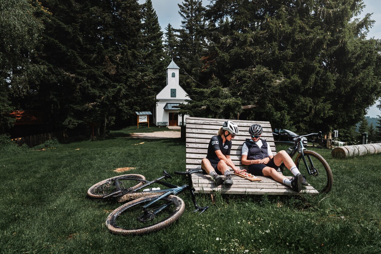 Gravel bike tour from Wenigzell to the Masenberg in Eastern Styria | ©  Oststeiermark Tourismus | Chris mit 5komma5sinne