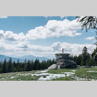 Aussicht vom Teufelstein in der Oststeiermark | ©  Oststeiermark Tourismus | Line Sulzbacher