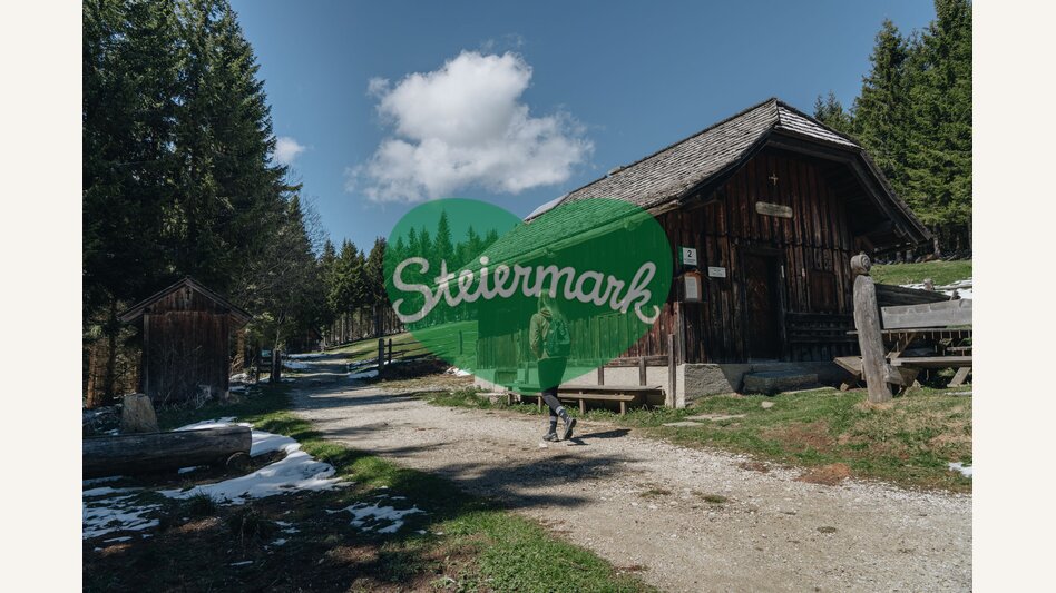 Wanderung vorbei an der Teufelsteinhütte in der Oststeiermark | ©  Oststeiermark Tourismus | Line Sulzbacher