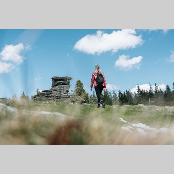 Wanderung zu Teufelstein in Fischbach | ©  Oststeiermark Tourismus | Line Sulzbacher
