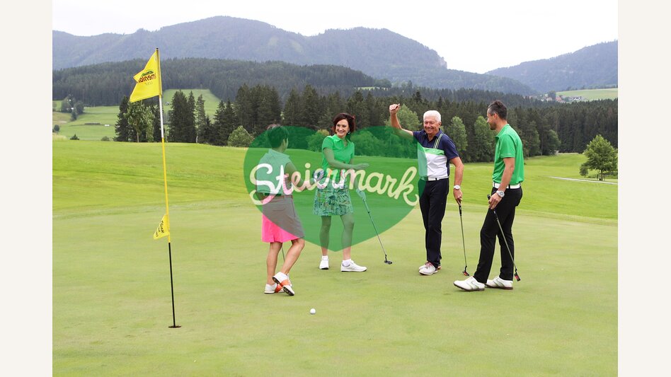 Golfplatz im Naturpark Almenland in der Oststeiermark | GEPA-Murhofgruppe | © GC Almenland / gepa pictures