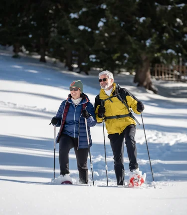 Couple snowshoeing in the Joglland-Waldheimat in eastern Styria | ©  Oststeiermark Tourismus | Klaus Ranger