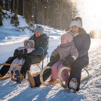 Rodelspaß auf der Sommeralm in der Oststeiermark | © TV Oststeiermark | Bernhard Bergmann