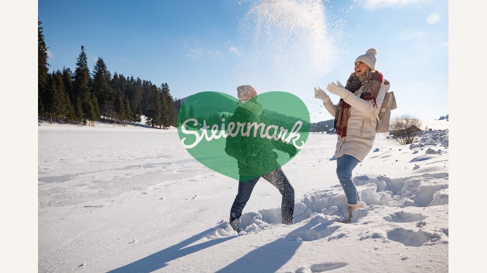 Winterspaziergang auf der Teichalm in der Oststeiermark | © TV Oststeiermark |  Bernhard Bergmann