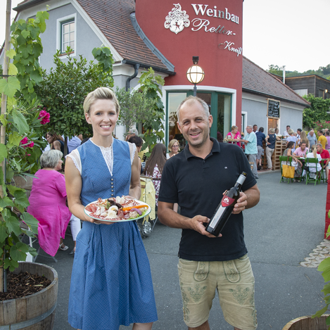 Buschenschank und Weinbau Retter-Kneissl in der Oststeiermark | © TV Oststeiermark | Rene Strasser