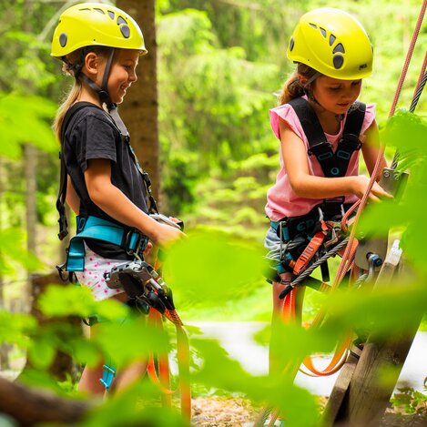 Kletterspaß im Almerlebnispark auf der Teichalm  | © TV Oststeiermark | Fabian Trummer/5komma5sinne 