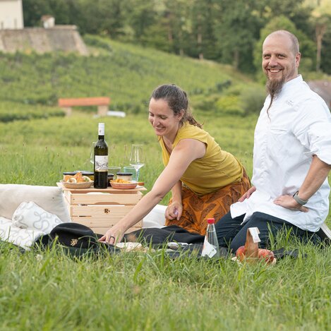 Picknick beim Landgut Riegerbauer in der Oststeiermark | © TV Oststeiermark | Rene Strasser