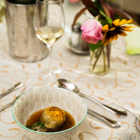 Kulinarik beim Landhotel Mönichwalderhof in der Oststeiermark | © TV Oststeiermark | Fabian Trummer