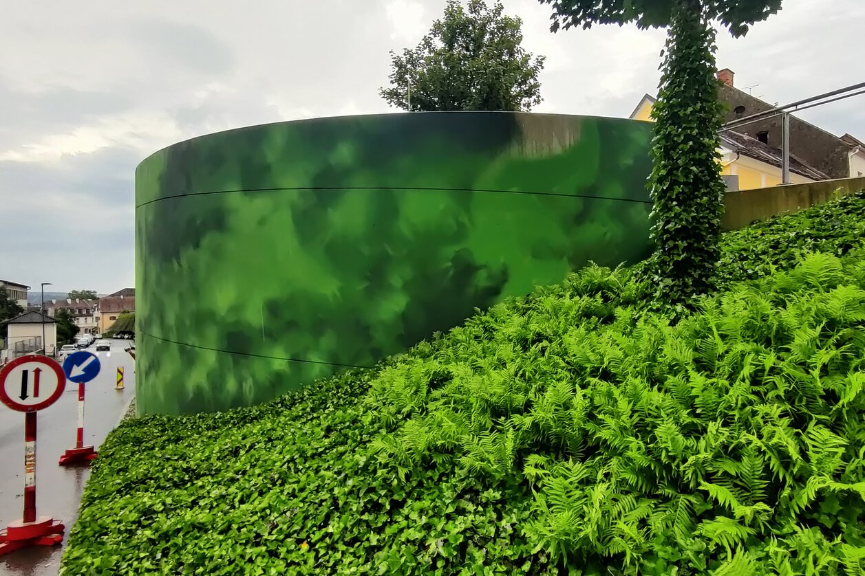 Muralentstehung in der Franz-Schmid-Gasse in Hartberg | © Oststeiermark Tourismus | Nicole Friesenbichler