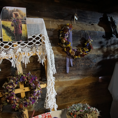 Trockenblumen beim Joglland Advent g'spian im Freilichtmuseum Vorau | ©  Oststeiermark Tourismus | Jasmin Perhofer