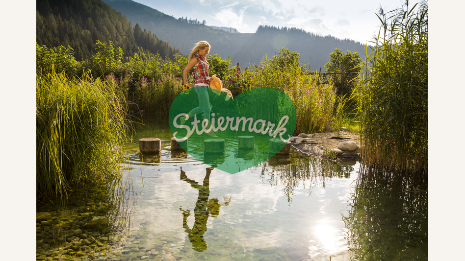 Kräutergarten mit Teich im Almenland in der Oststeiermark | bernhard bergmann | © Oststeiermark Tourismus, Bernhard Bergmann