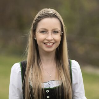 Patricia Kamper from the accounting department of the adventure region Eastern Styria | © TV Oststeiermark | Bernhard Bergmann