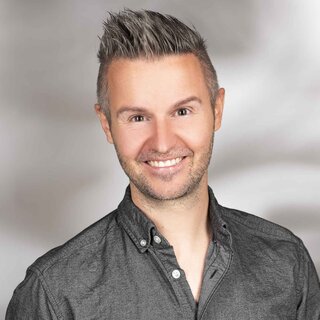 Ulrich Gutmann von der Geschäftsstelle Gleisdorf in der Oststeiermark | © Oststeiermark Tourismus | FotoLOLA