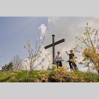 Radfahren zum Gipfelkreuz auf den Masenberg | ©  Oststeiermark Tourismus | Lang-Bichl - RKP