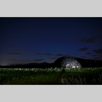 Klangdom in Pischelsdorf bei Nacht | © Oststeiermark Tourismus | Christian Strassegger