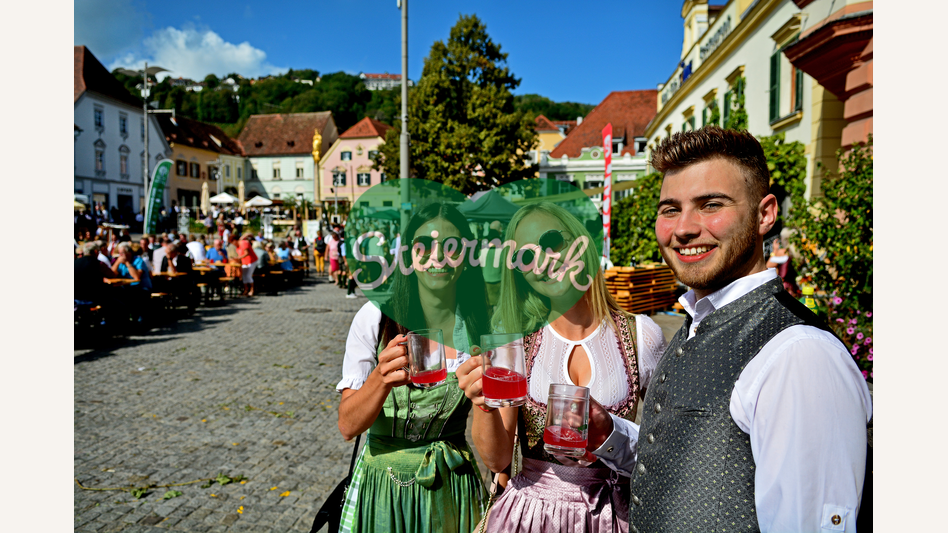 Erntedank und Winzerfest am Hauptplatz Hartberg | © Oststeiermark Tourismus | Christian Strassegger