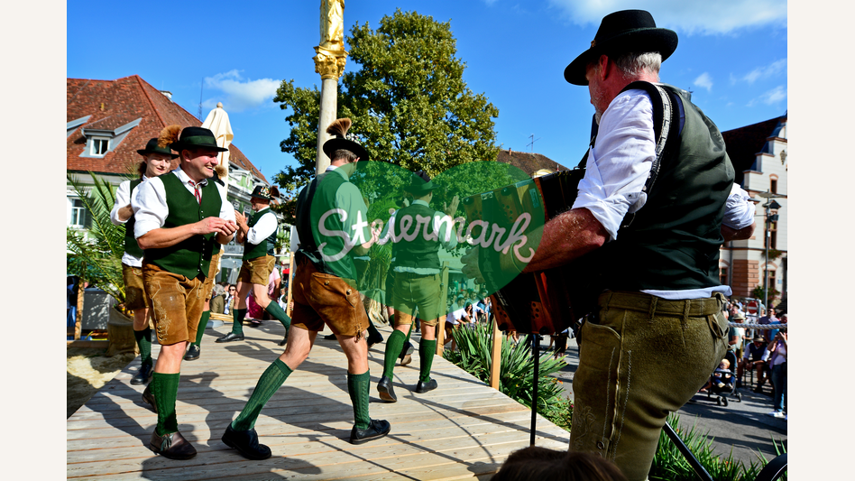 Schuhplattler beim Winzerfest in Hartberg | © Oststeiermark Tourismus | Christian Strassegger