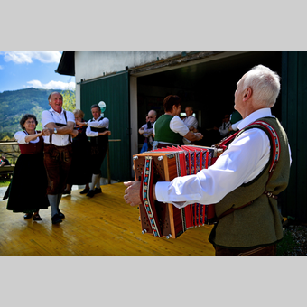 Apfelblütenfest im Apfelland in der Oststeiermark | © Oststeiermark Tourismus | Christian Strassegger