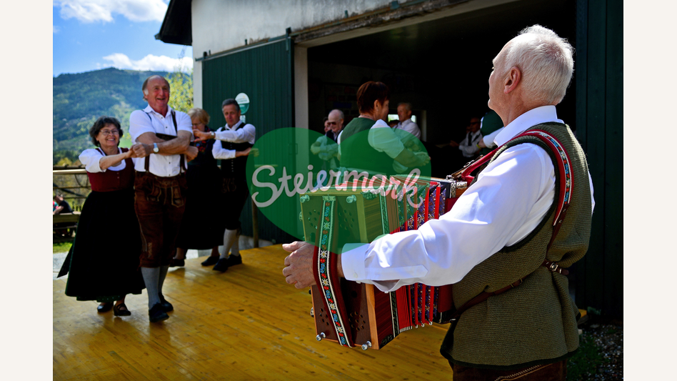 Apfelblütenfest im Apfelland in der Oststeiermark | © Oststeiermark Tourismus | Christian Strassegger