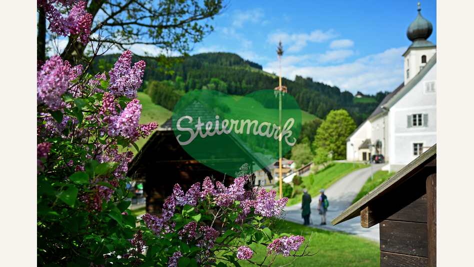 Frühlingsstimmung bei der Kirche in Gasen | © Oststeiermark Tourismus | Christian Strassegger
