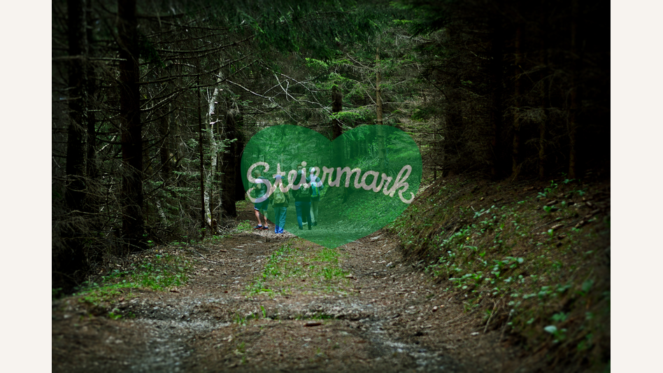 Wandern im Almenland in der Oststeiermark | © Oststeiermark Tourismus | Christian Strassegger