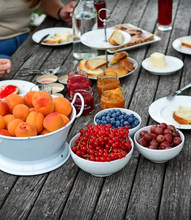 Fruit from Kleinhofer's raspberry nest in apple country | © Oststeiermark Tourismus | Christian Strassegger