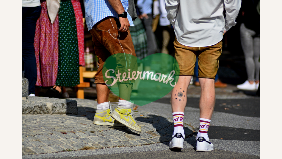 Steirische Tracht beim Winzerfest in Hartberg | © Oststeiermark Tourismus | Christian Strassegger