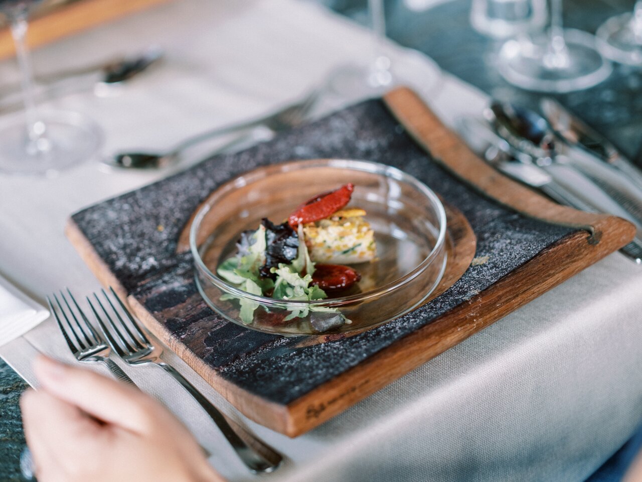 Appetizer in the restaurant in eastern Styria | © TV Oststeiermark | MATHIAS MOSBACHER