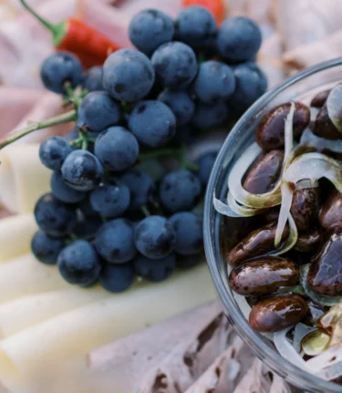 Brettljause mit Käferbohnen in der Oststeiermark | © TV Oststeiermark | die mosbachers