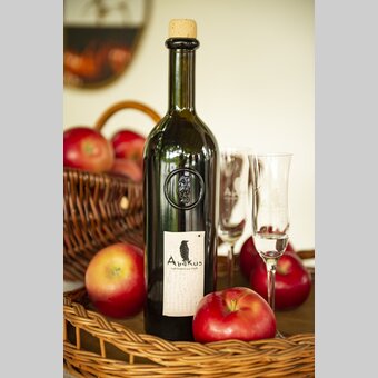 Abakus Schnaps von den Apfelmännern aus der Oststeiermark | ©  Oststeiermark Tourismus | Bernhard Bergmann