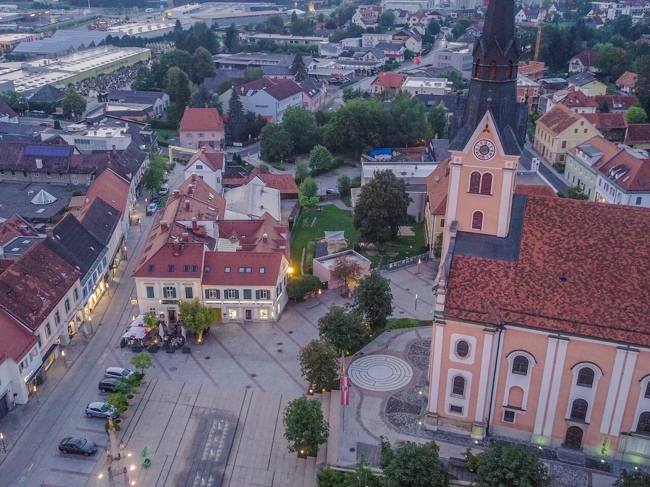 Aerial view of the church in the city of Gleisdorf | © Stadt Gleisdorf | Martin Gruja