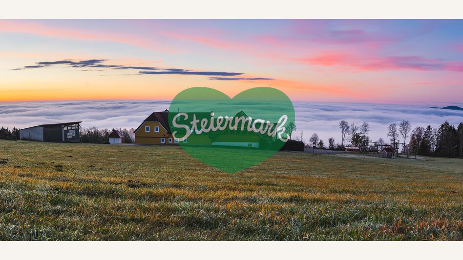 Ausblick von Flourl´s Schenke in Dechantskirchen | ©  Oststeiermark Tourismus | flotoanker