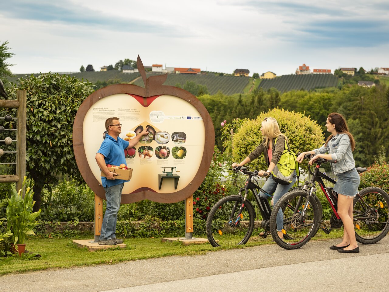 Experience station at the Leitner fruit farm on the Styrian Apple Road | © Oststeiermark Tourismus | Bernhard Bergmann