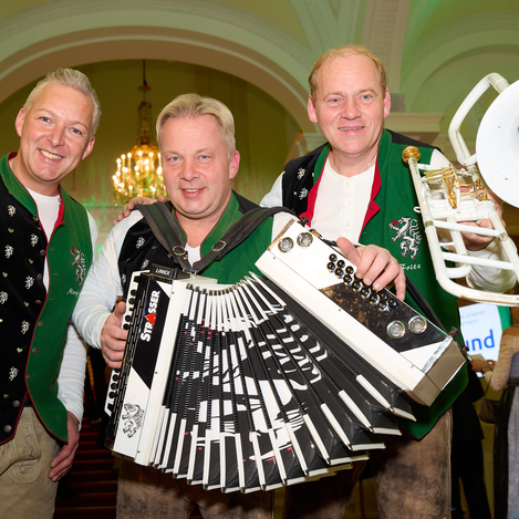 Die Edlseer beim Steirerball in Wien | Schedl