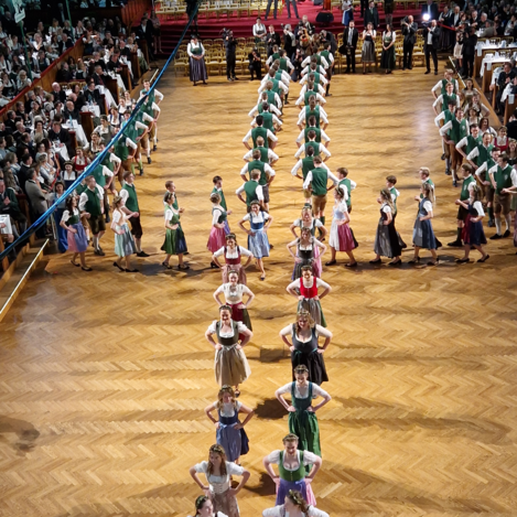Eröffnungstanz beim Steirerball in Wien | Schedl