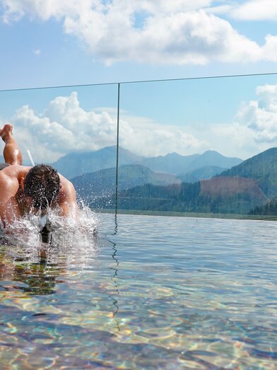 Gipfelbad | © Riesneralm Bergbahnen / Erwin Petz | © Riesneralm Bergbahnen / Erwin Petz