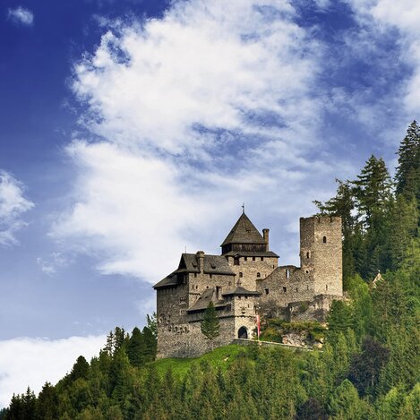 © Burg Finstergrün